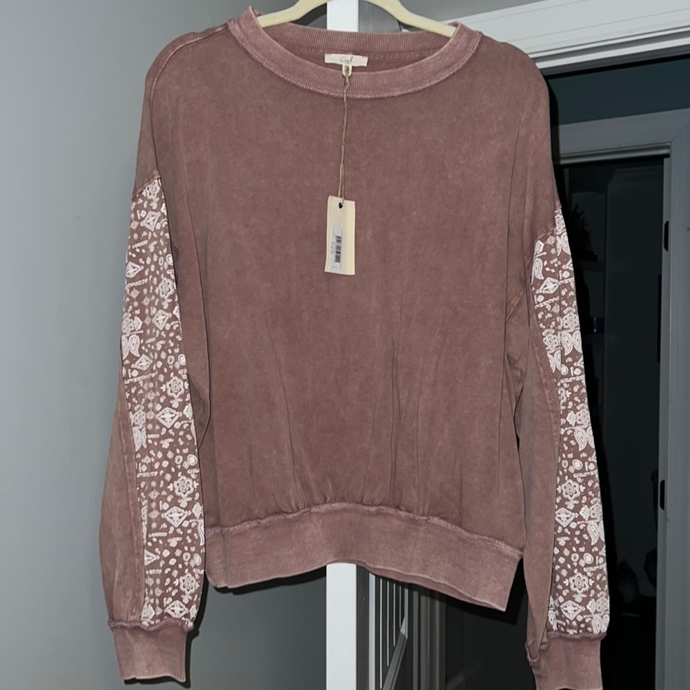 Blush Easel top
